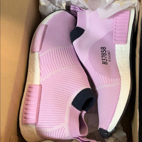 b37658 adidas